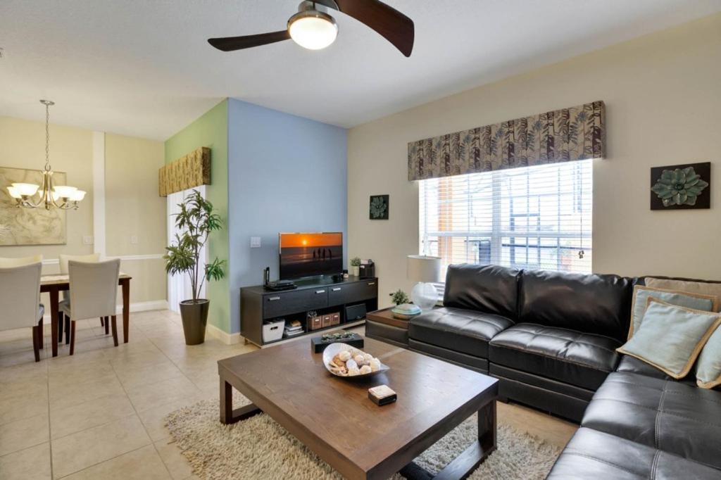 4 Bedrooms - 3 Bathrooms - Paradise Palms 8881 Cp Casa de férias Orlando