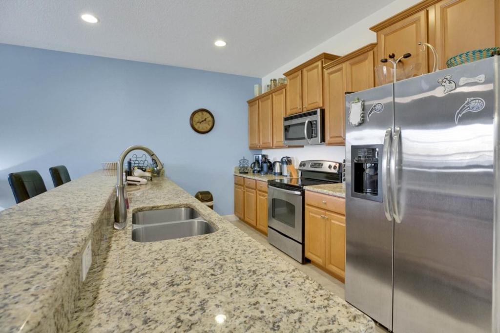 4 Bedrooms - 3 Bathrooms - Paradise Palms 8881 Cp Casa de férias *