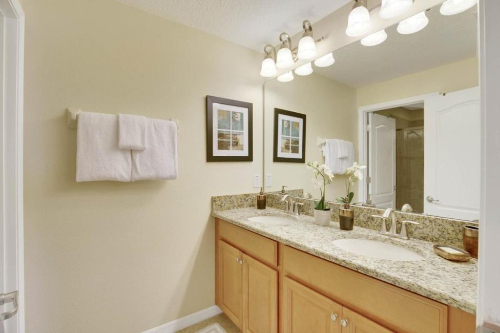 Casa de férias 4 Bedrooms - 3 Bathrooms - Paradise Palms 8881 Cp Orlando
